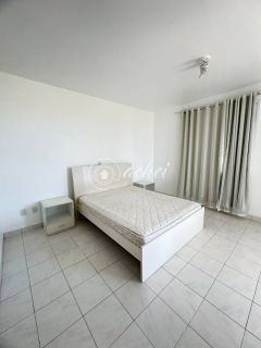 Casa alto padrão 5/4 em Busca Vida com piscina privativa