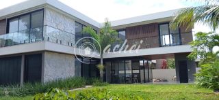 Casa alto padrão 5 suítes em Guarajuba