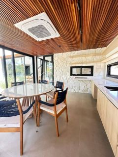 Casa alto padrão 5 suítes em Guarajuba