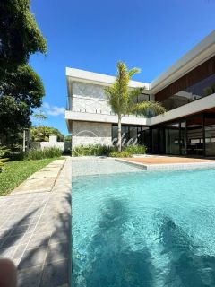 Casa alto padrão 5 suítes em Guarajuba