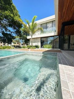 Casa alto padrão 5 suítes em Guarajuba