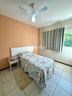 Casa à Venda no Condomínio Villas do Bosque