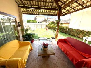 Casa à Venda no Condomínio Villas do Bosque