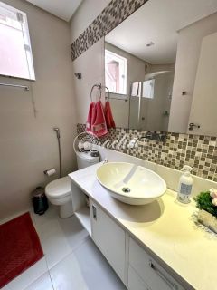 Casa com suíte térrea à venda em Miragem