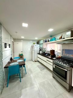 Casa com suíte térrea à venda em Miragem