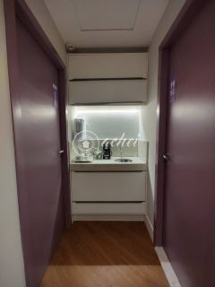 Sala Comercial à Venda em Buraquinho