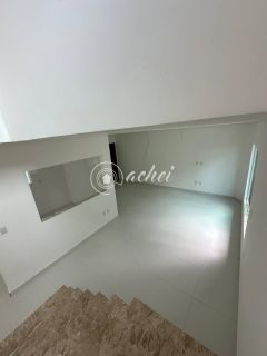 Casa nova e moderna em Buraquinho – 3 suítes