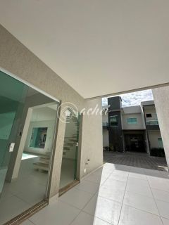 Casa nova e moderna em Buraquinho – 3 suítes