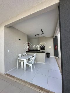 Casa nova e moderna em Buraquinho – 3 suítes