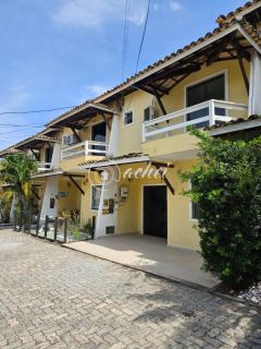 Village 4/4 com energia solar à venda