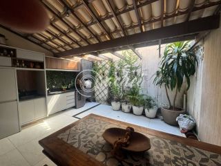 Casa Duplex à Venda em Stella Maris