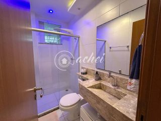 Apartamento 3/4 em Buraquinho à venda com porteira fechada