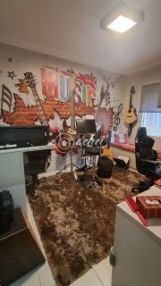 Casa 4/4 à venda em Buraquinho