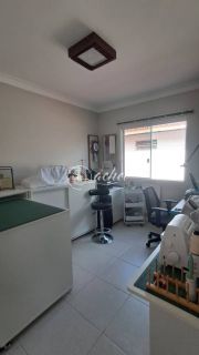 Casa 4/4 à venda em Buraquinho