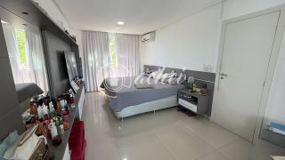 Casa nascente 4/4 no Alphaville Litoral Norte II