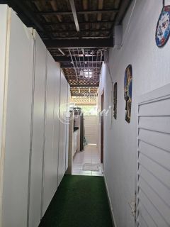 Casa 4/4 sendo 3 suítes, com piscina em Lauro de Freitas