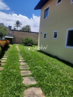 Casa 4/4 com guarita em Ipitanga