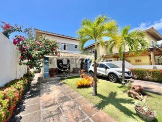 Casa 4/4 com aquecimento solar em Buraquinho