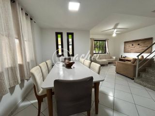 Casa 4/4 sendo 4 suítes mobiliada no Foz do Joanes