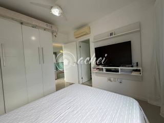 Casa em Alphaville Litoral Norte 1 com suíte no térreo