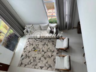 Casa em Alphaville Litoral Norte 1 com suíte no térreo