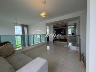 Casa em Alphaville Litoral Norte 1 com suíte no térreo