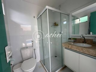 Casa em Alphaville Litoral Norte 1 com suíte no térreo