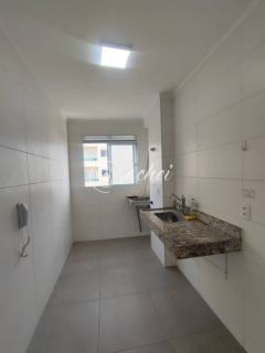 Apartamento 2/4 com varanda em Lauro de Freitas