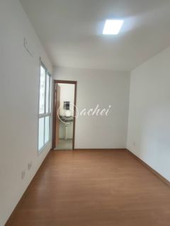 Apartamento 2/4 com varanda em Lauro de Freitas