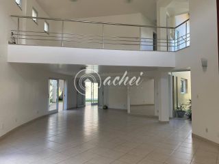 Casa de condomínio à venda em ótima região