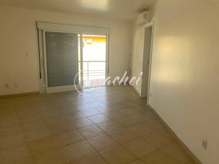 Casa de condomínio para alugar em ótima região