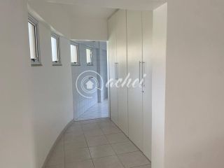 Casa de condomínio para alugar em ótima região