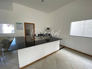 Apartamento 2/4 com Suíte na Estrada do Coco