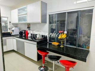 Linda Casa no Condomínio Alphaville Litoral Norte 1