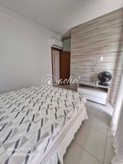 Aluga-se casa em condomínio com portaria 24h