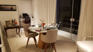 Casa de Alto Padrão à Venda em Busca Vida