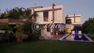 Casa de Alto Padrão à Venda em Busca Vida