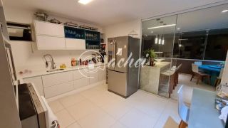 Casa de Alto Padrão à Venda em Busca Vida