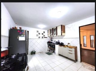 Casa em Vilas do Atlântico - Alameda Fechada