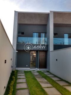 Casa grande à venda com 4/4 e 4 pavimentos em Ipitanga