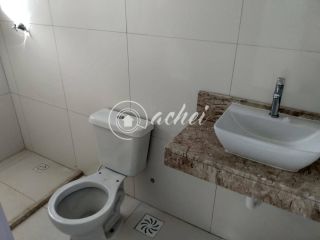 Casa grande à venda com 4/4 e 4 pavimentos em Ipitanga