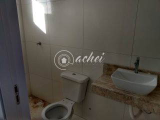 Casa grande à venda com 4/4 e 4 pavimentos em Ipitanga