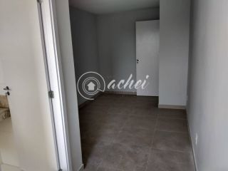 Casa grande à venda com 4/4 e 4 pavimentos em Ipitanga