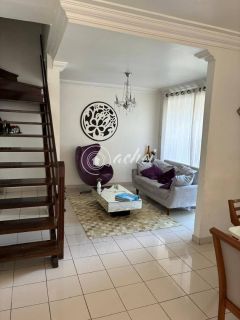 Casa de condomínio 4/4 no Centro de Lauro de Freitas