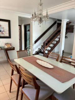 Casa de condomínio 4/4 no Centro de Lauro de Freitas