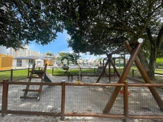 Casa de condomínio 4/4 no Centro de Lauro de Freitas