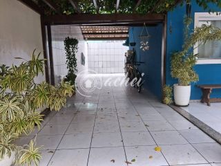 Casa à venda em condomínio em Pitangueiras