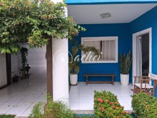 Casa à venda em condomínio em Pitangueiras