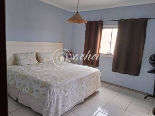 Casa à venda em condomínio em Pitangueiras