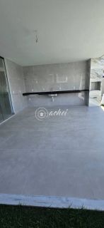 Casa com piscina à venda em Busca Vida